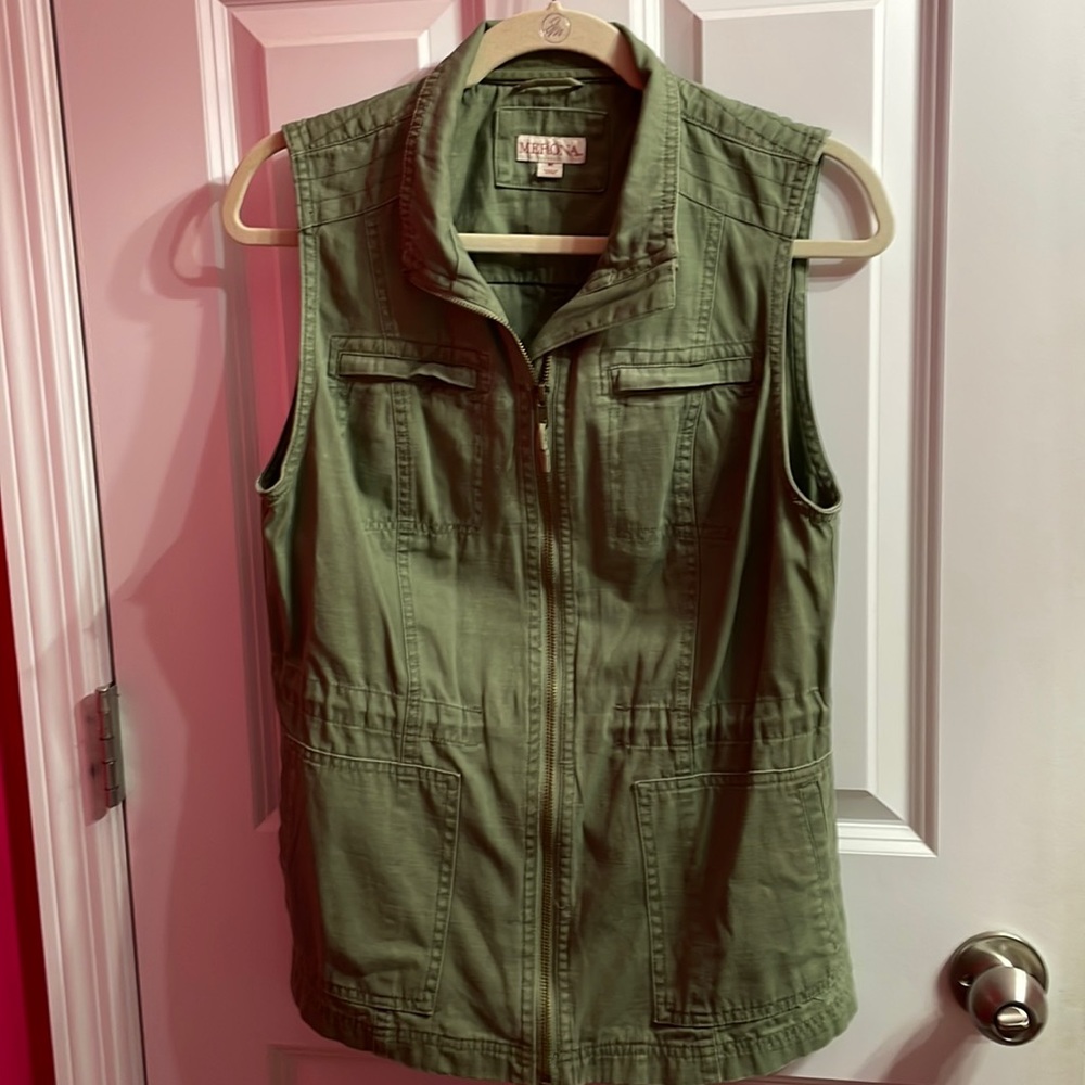 Merona  military green style zip vest size medium new no tags
